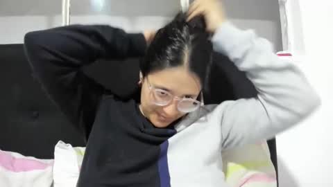 Snapshot of sweetyypeach chatting on 17, 1, 2025 sweetyypeach online show from 17, 1, 2025