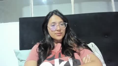 Snapshot of sweetyypeach chatting on 28, 1, 2025 sweetyypeach online show from 28, 1, 2025