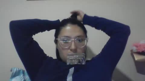 Snapshot of sweetyypeach chatting on 5, 2, 2025 sweetyypeach online show from 5, 2, 2025