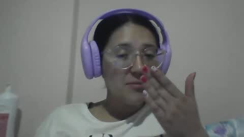Snapshot of sweetyypeach chatting on 21, 2, 2025 sweetyypeach online show from 21, 2, 2025