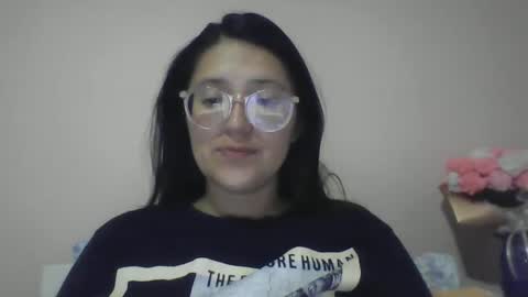 Snapshot of sweetyypeach chatting on 9, 3, 2025 sweetyypeach online show from 9, 3, 2025