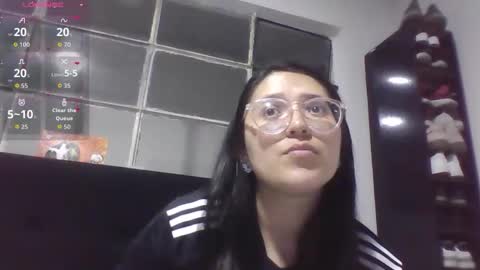 Snapshot of sweetyypeach chatting on 13, 9, 2025 sweetyypeach online show from 13, 9, 2025