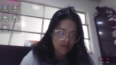Snapshot of sweetyypeach chatting on 19, 10, 2025 sweetyypeach online show from 19, 10, 2025