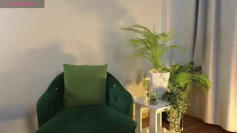 Anna online show from 5, 3, 2026