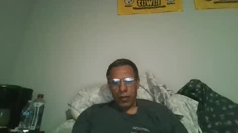 Snapshot of swimmerbod2495 chatting on 3, 2, 2026 swimmerbod2495 online show from 3, 2, 2026