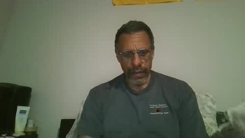 Snapshot of swimmerbod2495 chatting on 8, 3, 2026 swimmerbod2495 online show from 8, 3, 2026