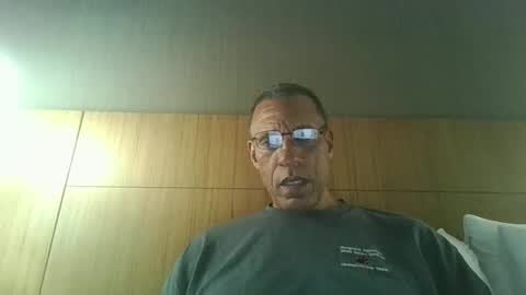 Snapshot of swimmerbod2495 chatting on 31, 3, 2026 swimmerbod2495 online show from 31, 3, 2026