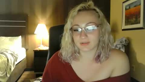 ashley blayde online show from 28, 11, 2025