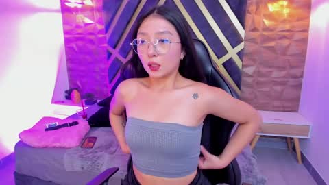 Snapshot of sydney_miller_ chatting on 15, 4, 2026 Sydney online show from 15, 4, 2026