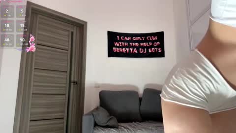 Mona online show from 18, 3, 2026