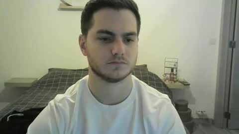 syl092 online show from 3, 12, 2024