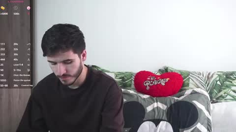 t0ny_wylie online show from 31, 12, 2024