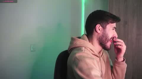 t0ny_wylie online show from 9, 1, 2025