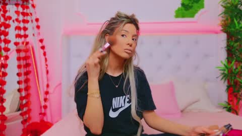 Arianna online show from 6, 2, 2025