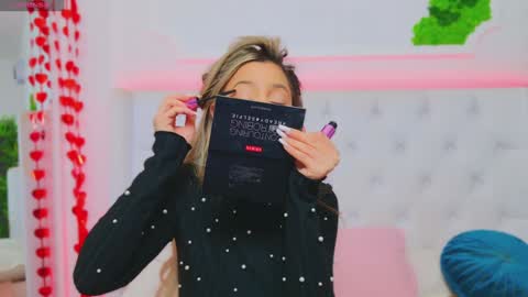 Arianna online show from 7, 2, 2025