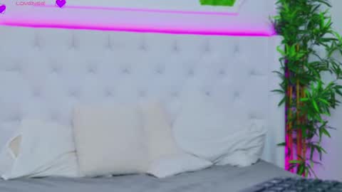 Arianna online show from 12, 3, 2025