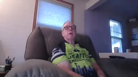 tacrunner66_ online show from 11, 3, 2025