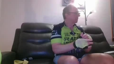 tacrunner66_ online show from 11, 3, 2025