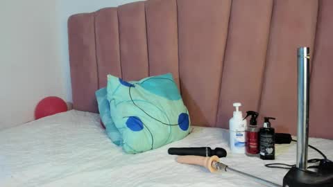 Tahira online show from 6, 3, 2026