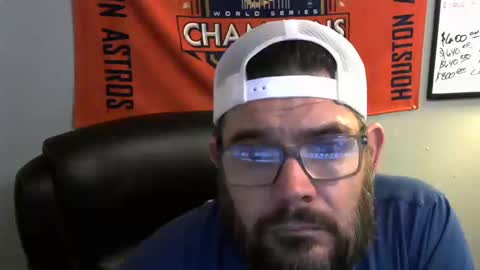 Snapshot of taintnuzzler_13 chatting on 20, 10, 2025 TaintNuzzler online show from 20, 10, 2025