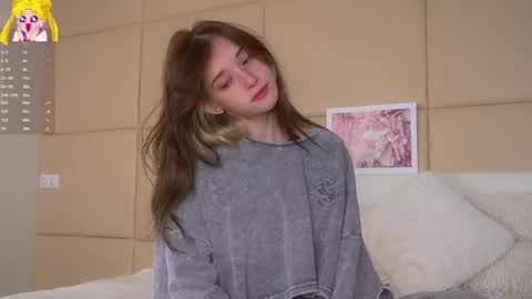 Mia online show from 3, 5, 2026