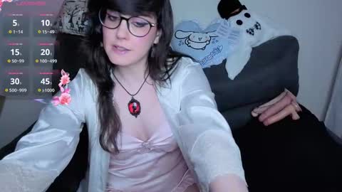 Talia Bloodina online show from 12, 2, 2026