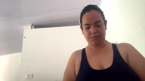 Snapshot of talianavega chatting on 1, 10, 2025 tali online show from 1, 10, 2025