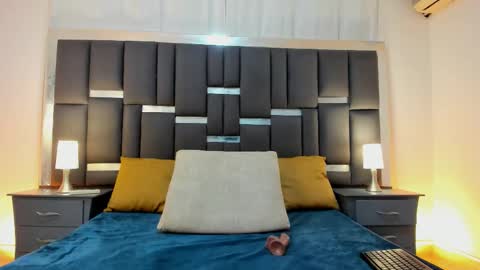 Snapshot of talianavega chatting on 12, 10, 2025 tali online show from 12, 10, 2025