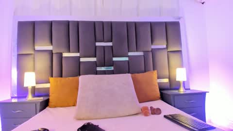 Snapshot of talianavega chatting on 4, 11, 2025 tali online show from 4, 11, 2025