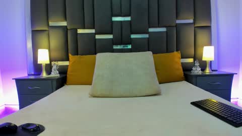 Snapshot of talianavega chatting on 11, 11, 2025 tali online show from 11, 11, 2025