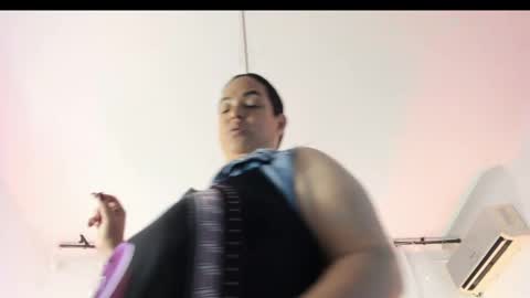 Snapshot of talianavega chatting on 21, 11, 2025 tali online show from 21, 11, 2025