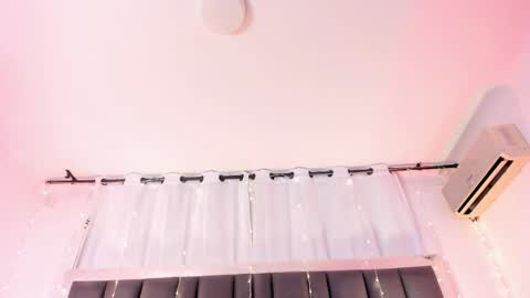 Snapshot of talianavega chatting on 28, 11, 2025 tali online show from 28, 11, 2025