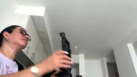 Snapshot of talianavega chatting on 16, 12, 2025 tali online show from 16, 12, 2025