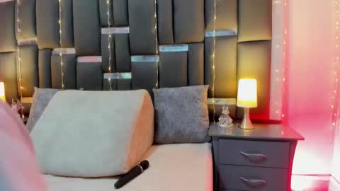 Snapshot of talianavega chatting on 19, 12, 2025 tali online show from 19, 12, 2025