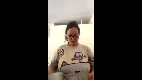 Snapshot of talianavega chatting on 4, 2, 2026 tali online show from 4, 2, 2026