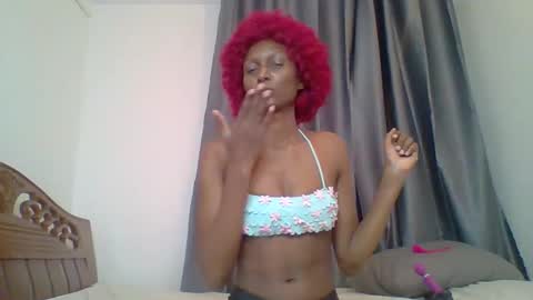 talisha smiles online show from 18, 4, 2026