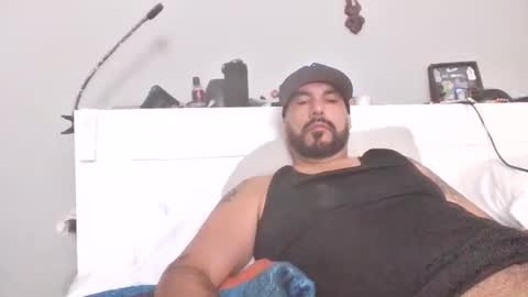 Snapshot of talllatino310 chatting on 20, 9, 2025 talllatino310 online show from 20, 9, 2025