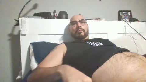 Snapshot of talllatino310 chatting on 8, 10, 2025 talllatino310 online show from 8, 10, 2025