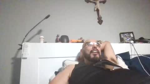 Snapshot of talllatino310 chatting on 24, 10, 2025 talllatino310 online show from 24, 10, 2025