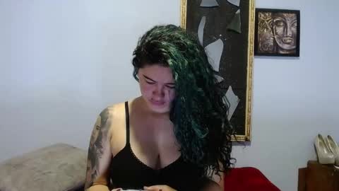Tammy Modelo independiente YEAH online show from 29, 4, 2026