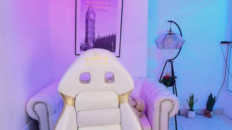 Snapshot of tamara_slimx chatting on 8, 1, 2025 Tamara online show from 8, 1, 2025