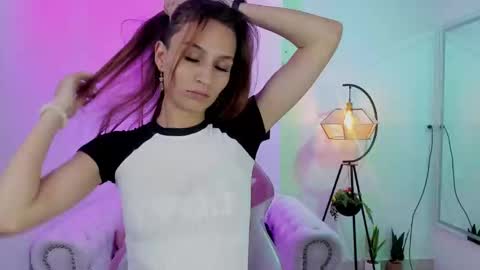 Snapshot of tamara_slimx chatting on 1, 3, 2025 Tamara online show from 1, 3, 2025