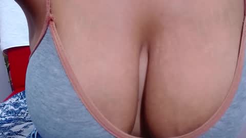 Snapshot of tamaraa_hott chatting on 19, 3, 2026 tamaraa_hott online show from 19, 3, 2026