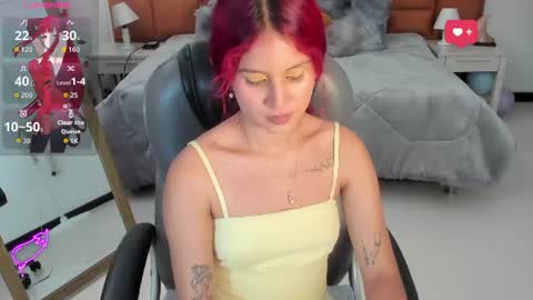 Snapshot of tamy_edwards chatting on 4, 7, 2026 Tamy online show from 4, 7, 2026