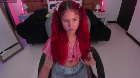 Snapshot of tamy_edwards chatting on 9, 7, 2026 Tamy online show from 9, 7, 2026