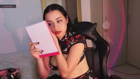 Aytana online show from 25, 2, 2026