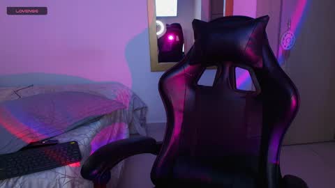 Snapshot of tana_lux chatting on 12, 5, 2026 Aytana online show from 12, 5, 2026