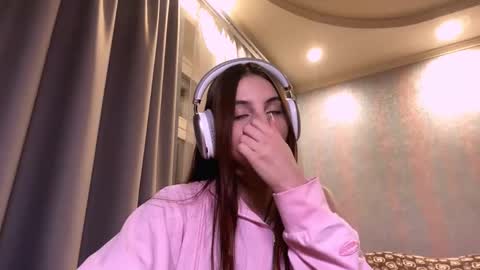 Snapshot of tandradekoning chatting on 6, 3, 2026 Alice online show from 6, 3, 2026