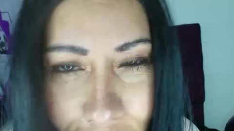 Snapshot of tania_mature chatting on 21, 4, 2026 tania online show from 21, 4, 2026