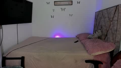 Snapshot of tania_rendon1 chatting on 26, 11, 2025 Tania online show from 26, 11, 2025